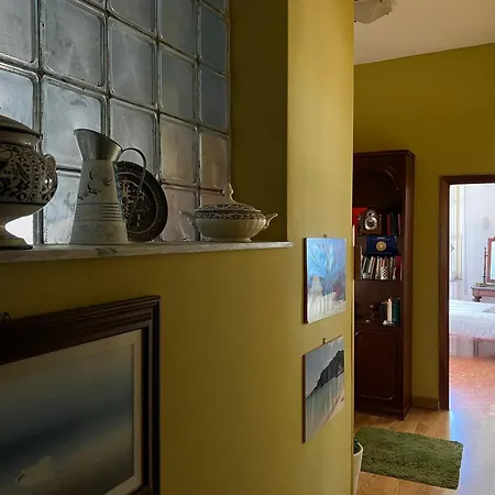 A Casa Di Vale, Relax In Front Of Mondello Apartment *