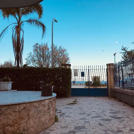 Apartment A Casa Di Vale, Relax In Front Of Mondello Palermo